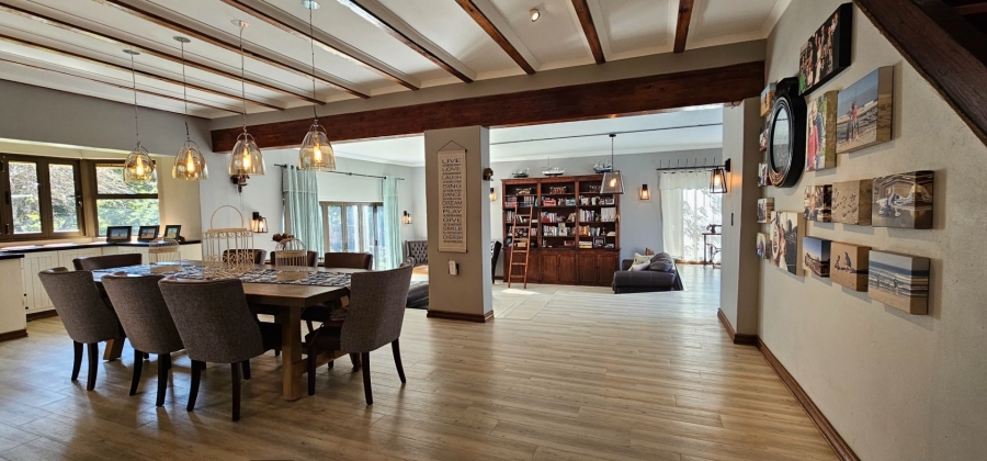 6 Bedroom Property for Sale in Hartbeesfontein North West